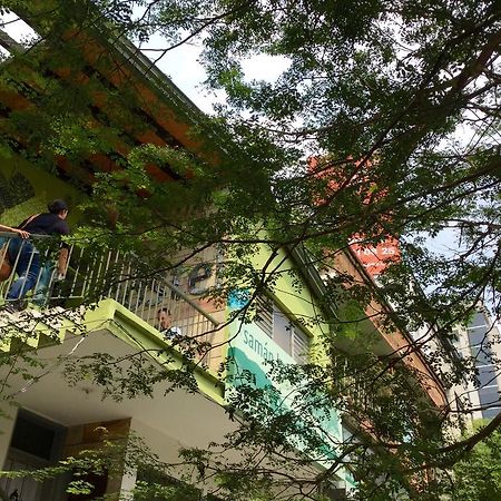 Saman Hostel Medellin Bagian luar foto