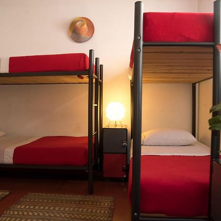 Saman Hostel Medellin Bagian luar foto