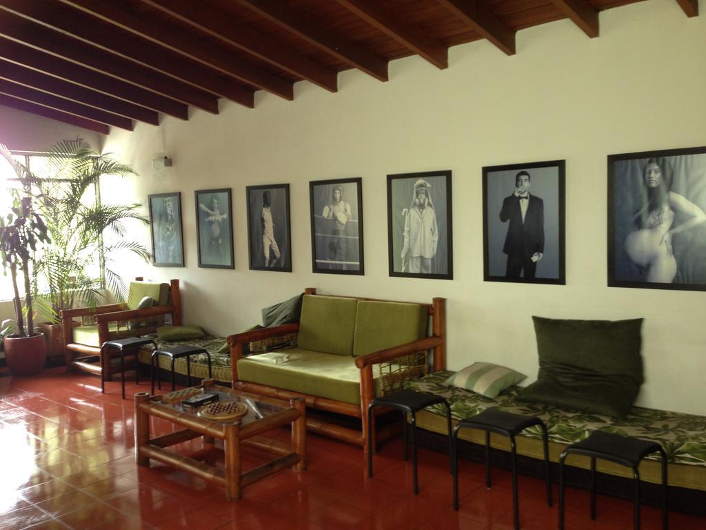 Saman Hostel Medellin Bagian luar foto
