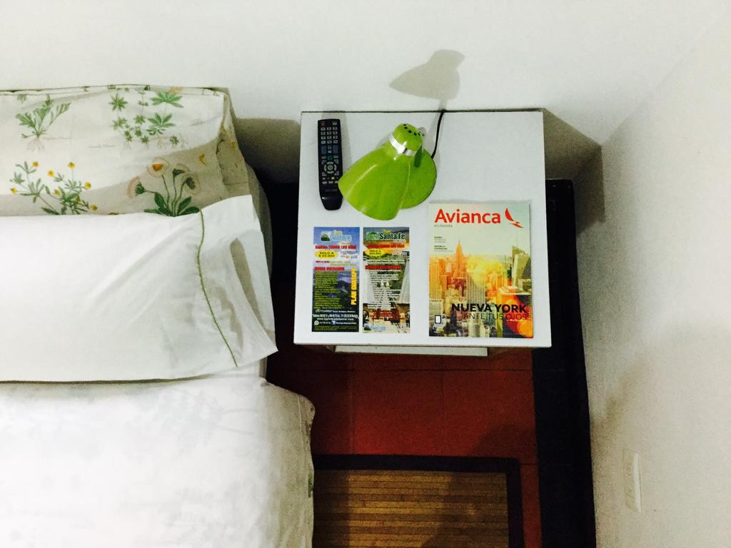 Saman Hostel Medellin Bagian luar foto