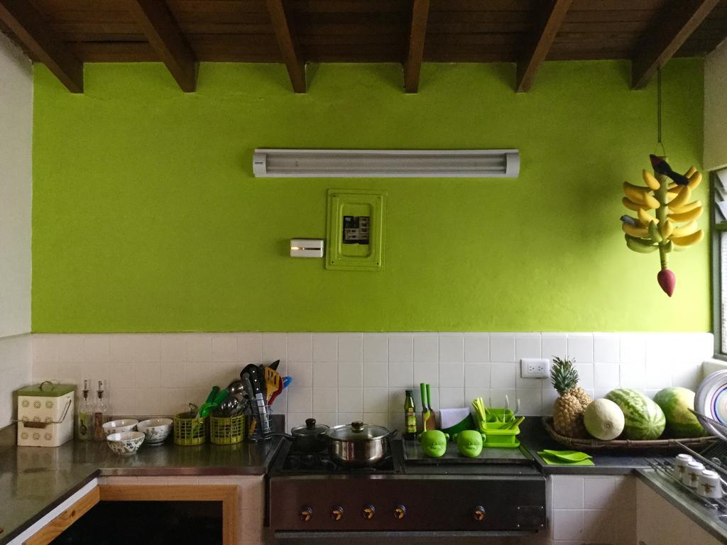 Saman Hostel Medellin Bagian luar foto