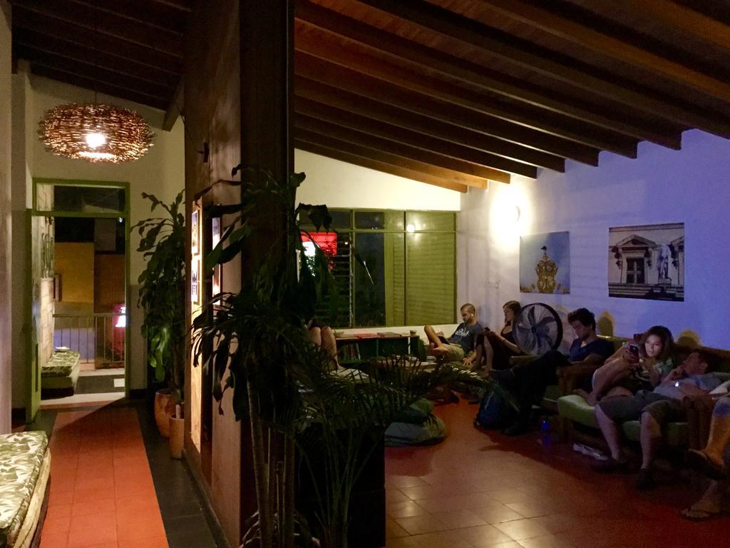 Saman Hostel Medellin Bagian luar foto