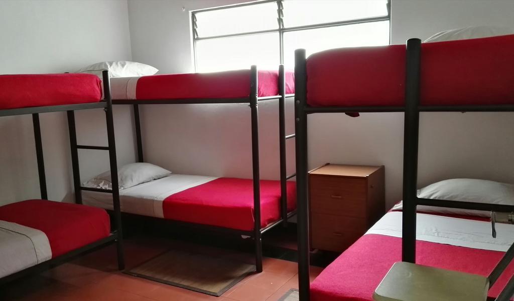 Saman Hostel Medellin Bagian luar foto