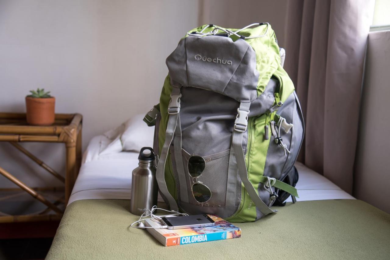 Saman Hostel Medellin Bagian luar foto