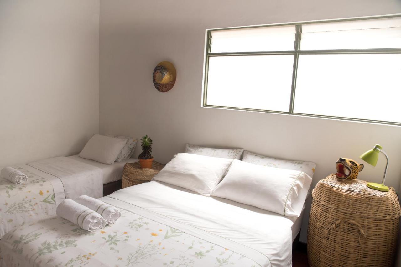 Saman Hostel Medellin Bagian luar foto